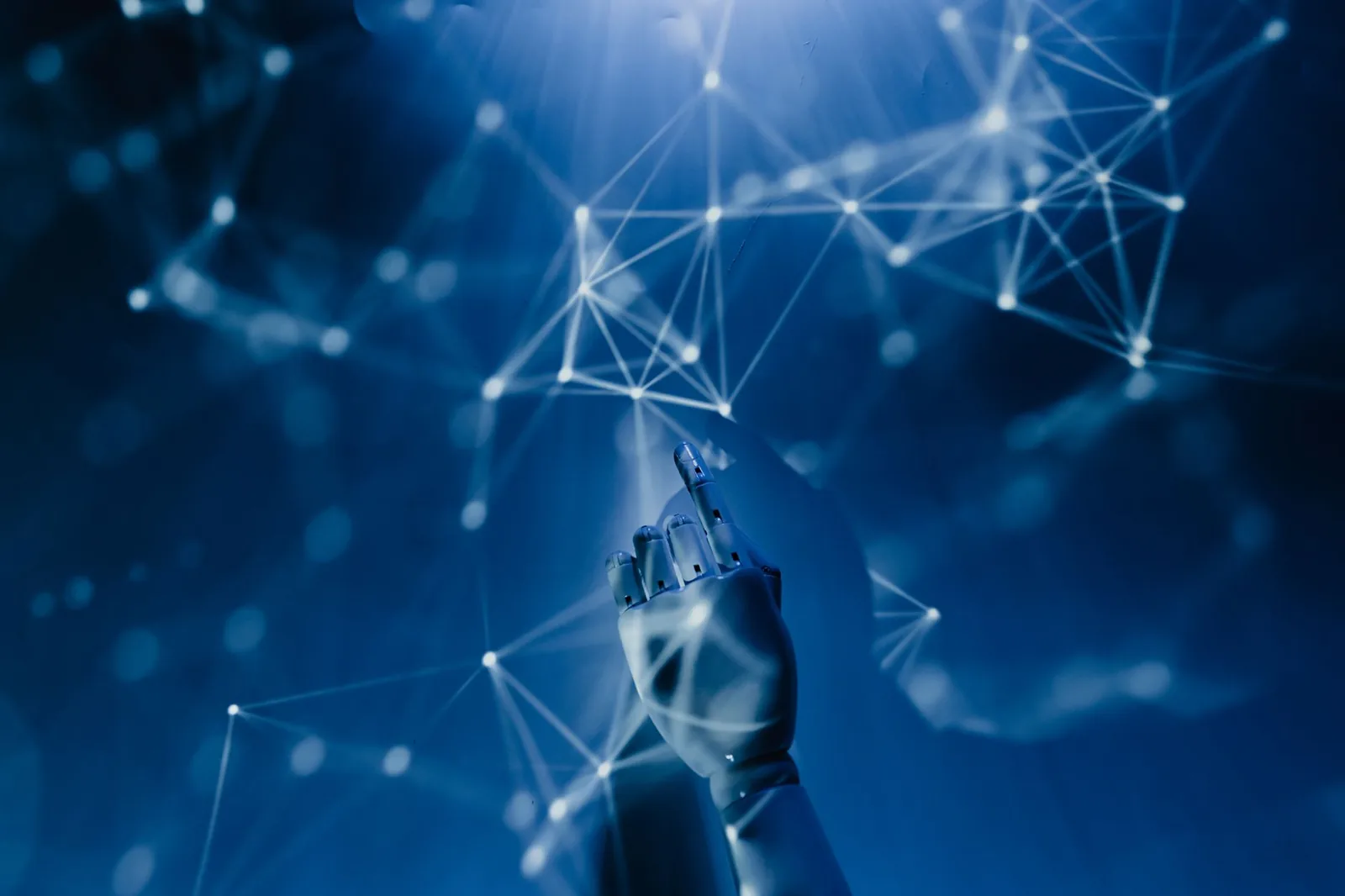 Abstract tech illustration: Make.com Forgets Everything. That's Why AI Agents Fail